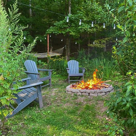 Cozy Cottage With Jacuzzi And Fire Pit And Reading Nook! Livingston Manor 외부 사진