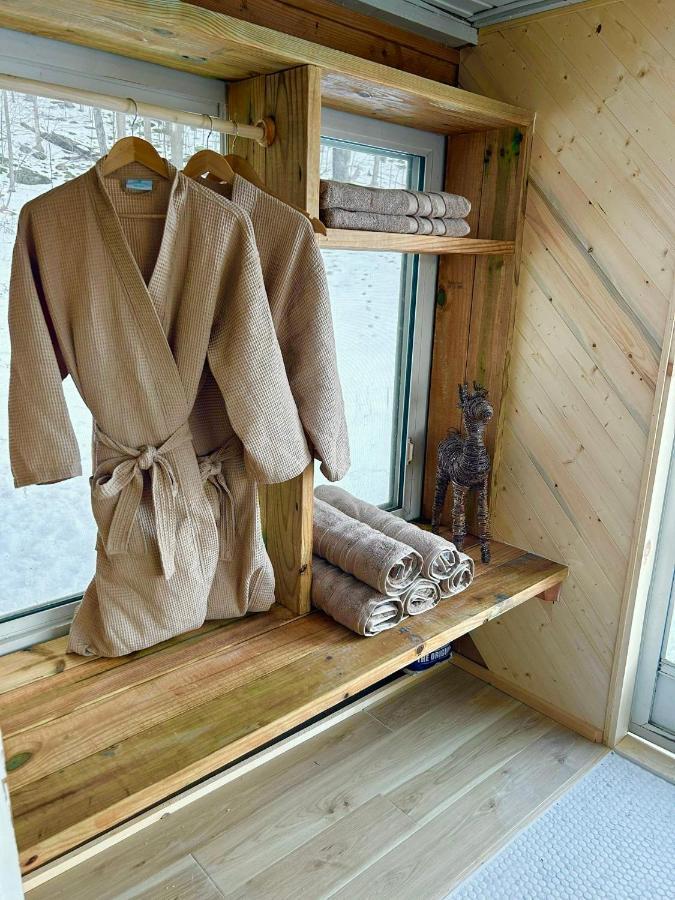 Cozy Cottage With Jacuzzi And Fire Pit And Reading Nook! Livingston Manor 외부 사진