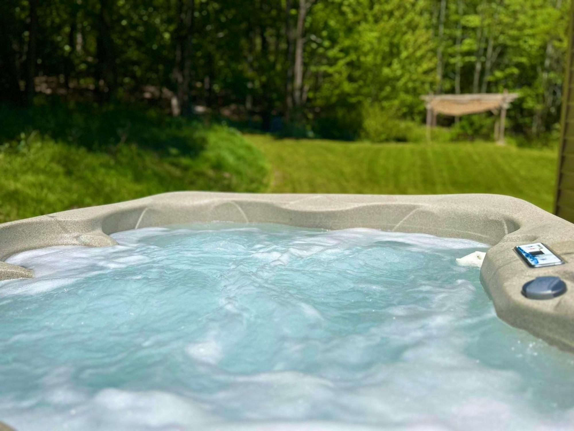 Cozy Cottage With Jacuzzi And Fire Pit And Reading Nook! Livingston Manor 외부 사진
