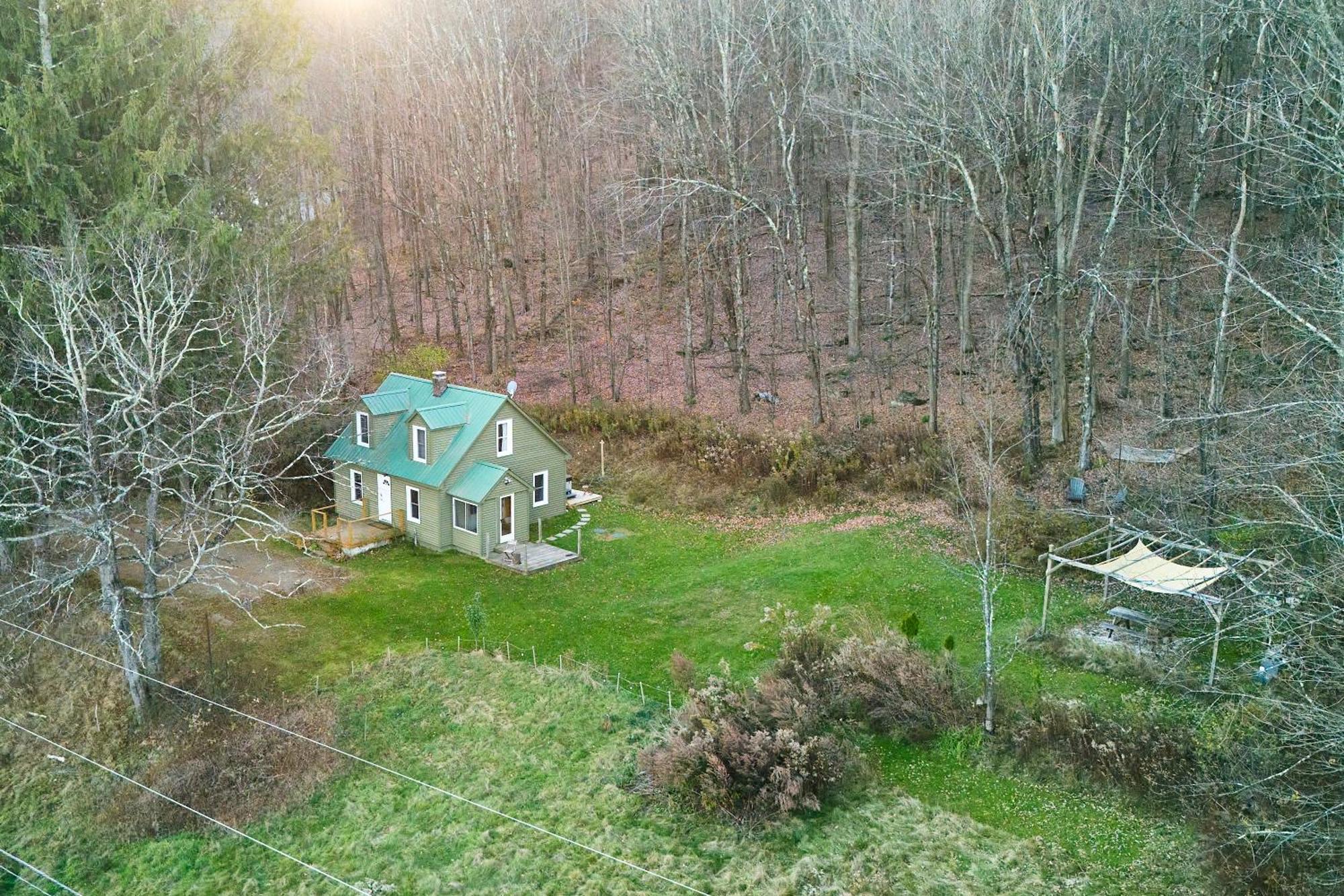 Cozy Cottage With Jacuzzi And Fire Pit And Reading Nook! Livingston Manor 외부 사진