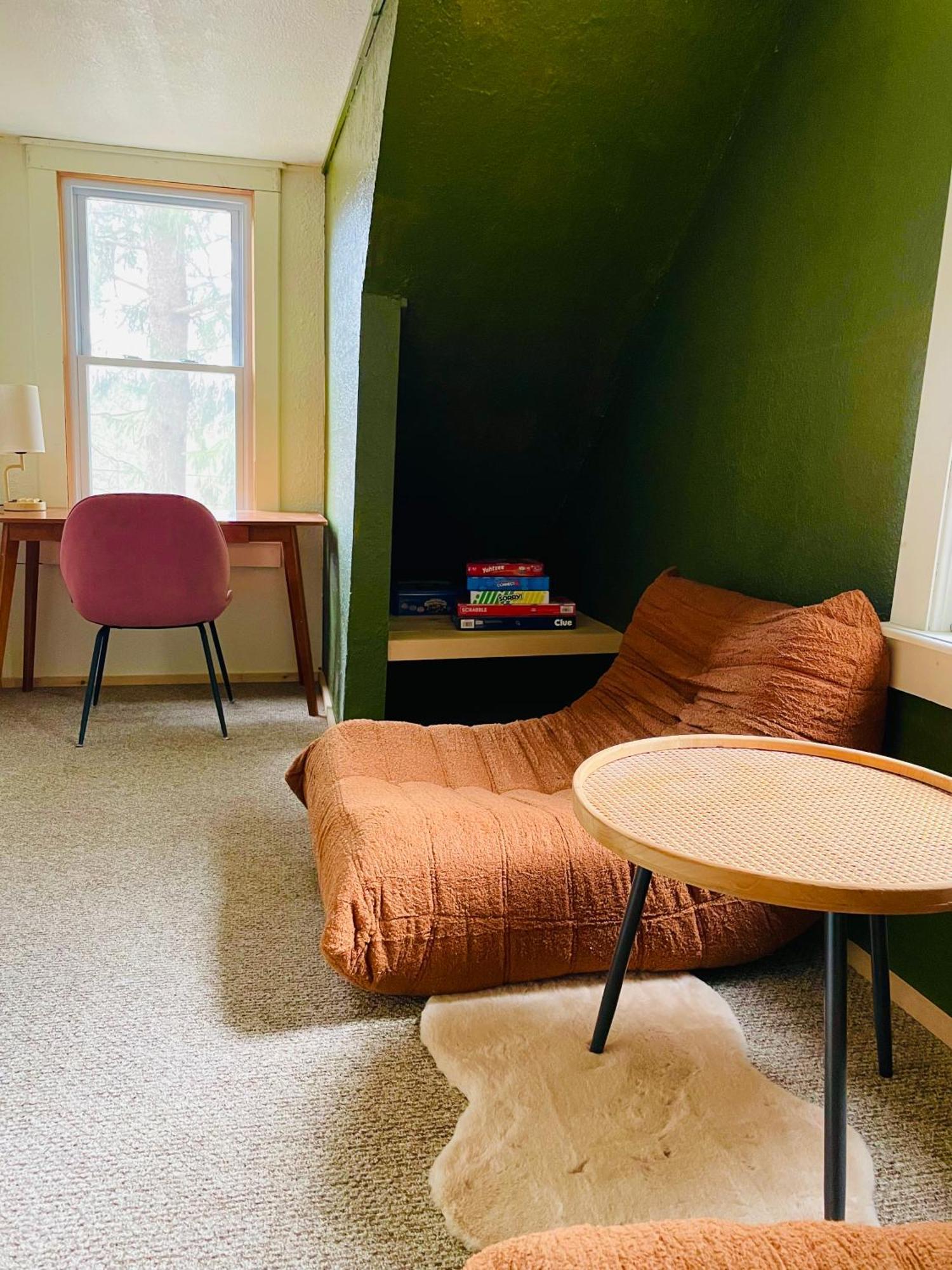 Cozy Cottage With Jacuzzi And Fire Pit And Reading Nook! Livingston Manor 외부 사진