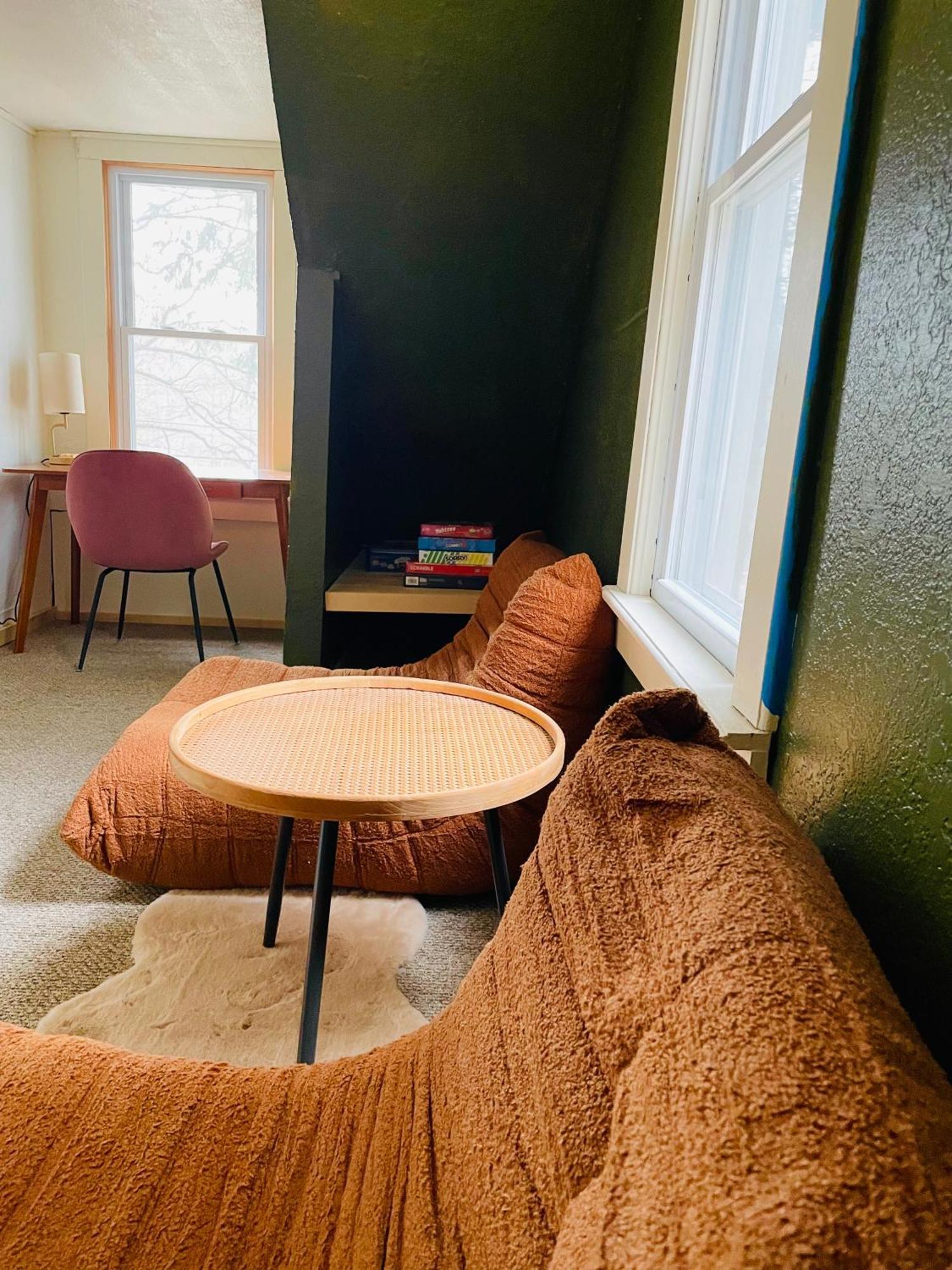 Cozy Cottage With Jacuzzi And Fire Pit And Reading Nook! Livingston Manor 외부 사진